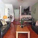 Stylish Duplex In Parque Santiago Ii Apartmán