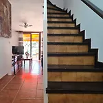 Stylish Duplex In Parque Santiago Ii Apartmán *