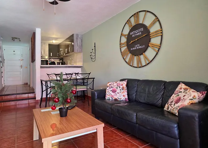 Appartement Stylish Duplex In Parque Santiago Ii *