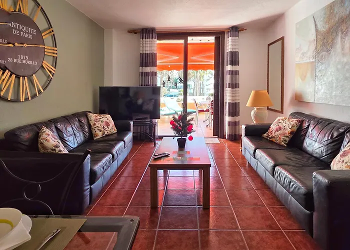 Stylish Duplex In Parque Santiago Ii Appartement *