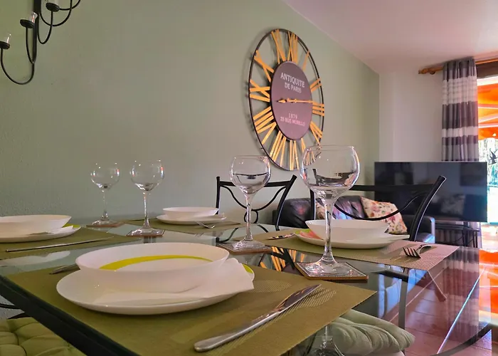 Stylish Duplex In Parque Santiago Ii Appartement