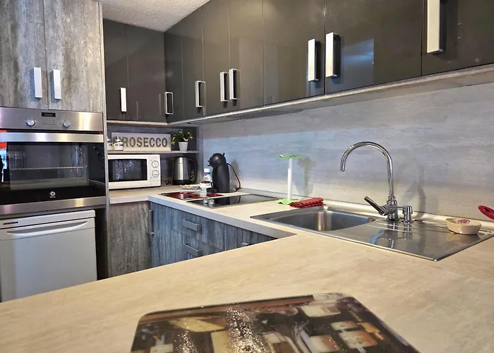 Stylish Duplex In Parque Santiago Ii Appartement